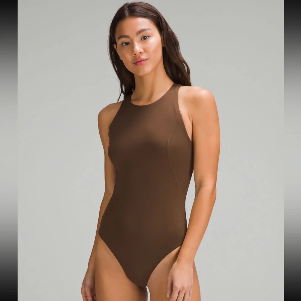 Lululemon High-Neck Tight-Fit Shelf Bodysuit - Picture 5 of 8